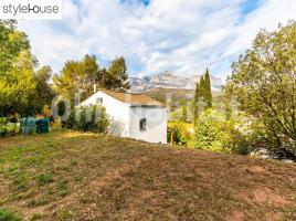  (casa rural), 337 m², près de bus et de train