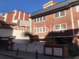  (unifamiliar adossada), 190 m², près de bus et de métro, El Putxet i el Farró