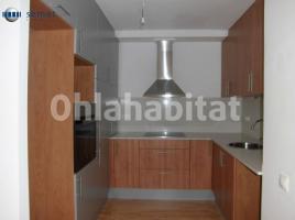 New home - Flat in, 109 m², near bus and train