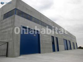 Nau industrial, 734 m²