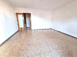 Piso, 124 m², cerca de bus y tren, Centre