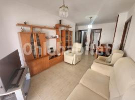 Piso, 75 m², cerca de bus y tren, seminuevo, Centre