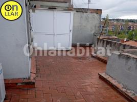 Attic, 70 m², near bus and train, Séquia