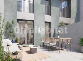 Dúplex, 115 m², cerca de bus y tren, Viucentre