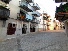 Apartamento, 84 m², cerca de bus y tren, Casco Antiguo