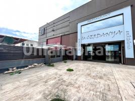 For rent business premises, 587 m²