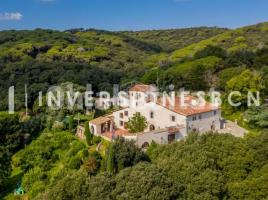 Houses (country house), 1200 m², near bus and train, Centro