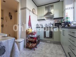 Apartamento, 60 m², cerca de bus y tren