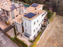 Casa (unifamiliar aïllada), 380 m², prop de bus i tren, seminou, Fontajau-Domeny