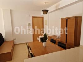 Alquiler apartamento, 68.91 m², cerca de bus y tren, seminuevo, Salatar