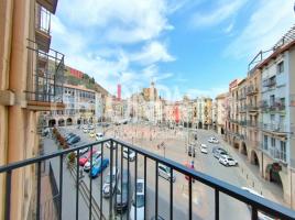 Piso, 138 m², cerca de bus y tren