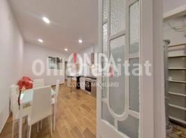 Apartamento, 52 m², cerca de bus y tren, seminuevo