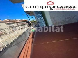 Piso, 64 m², cerca de bus y tren