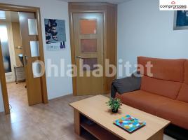 Piso, 74 m², cerca de bus y tren, Bellvitge