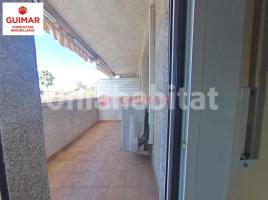 Piso, 123 m², cerca de bus y tren, Centro