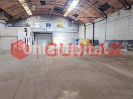 Nau industrial, 739 m², Santa Coloma de Cervelló