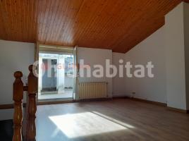 Flat, 139 m², near bus and train, Begues