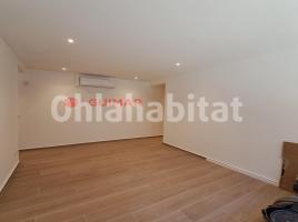 For rent flat, 62 m², near bus and train