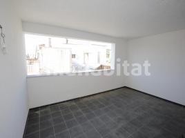 New home - Flat in, 120 m², near bus and train, new