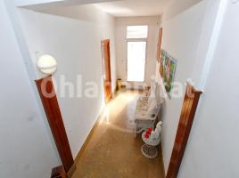 For rent flat, 207 m², near bus and train, Centro