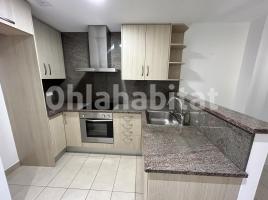 Flat, 69 m², almost new