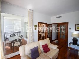 For rent flat, 235 m², near bus and train, Pedralbes