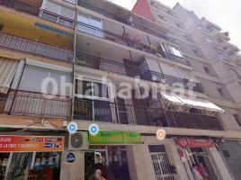 Apartament, 93 m², prop de bus i tren, Calle Sant Fermí