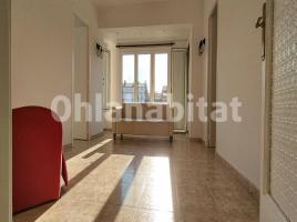 Flat, 104 m², near bus and train