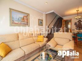  (unifamiliar adossada), 204 m², presque neuf, Zona