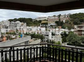 For rent apartament, 109 m², near bus and train, Calle Riera