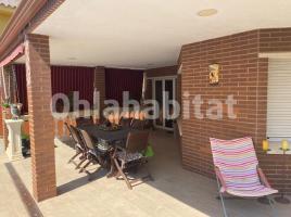 Casa (xalet / torre), 265 m², prop de bus i tren