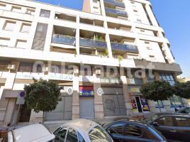 Louer , 97 m², Calle BRUC