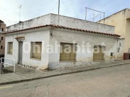 Piso, 300 m², cerca de bus y tren, Calle Cuba, 14-16