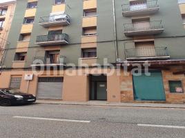 Piso, 65 m², cerca de bus y tren, Calle de Sant Quinti