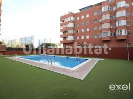 Àtic, 124 m², Zona