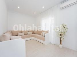 Casa (unifamiliar adosada), 257 m², cerca de bus y tren, La Roureda