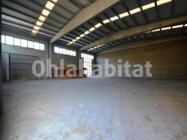 Nave industrial, 840 m²