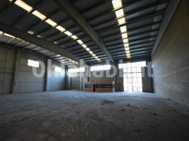 Nave industrial, 840 m²