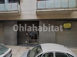 Piso, 69 m², cerca de bus y tren, seminuevo, Santa Eugenia