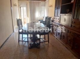 Piso, 137 m², cerca de bus y tren