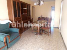 Piso, 137 m², cerca de bus y tren