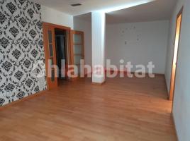 Flat, 97 m², near bus and train, almost new, Collblanc