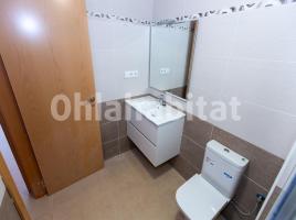 Apartament, 56 m², near bus and train, new, Centro