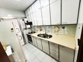 Piso, 62 m², Zona