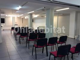 Local comercial, 180 m², Avenida Josep Tarradellas