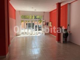 Local comercial, 154 m², seminou