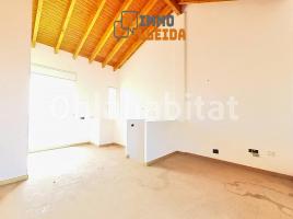  (unifamiliar adossada), 238 m², nouveau, Calle T, 1