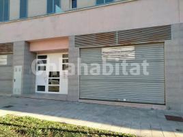 Local comercial, 132 m², seminuevo, Calle de Josep Pla