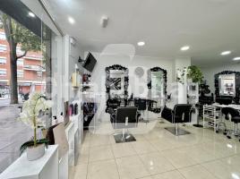 Business premises, 102 m², Avenida del Carrilet, 68