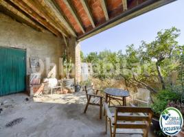 Houses (terraced house), 240 m², Calle de Figueres, 12